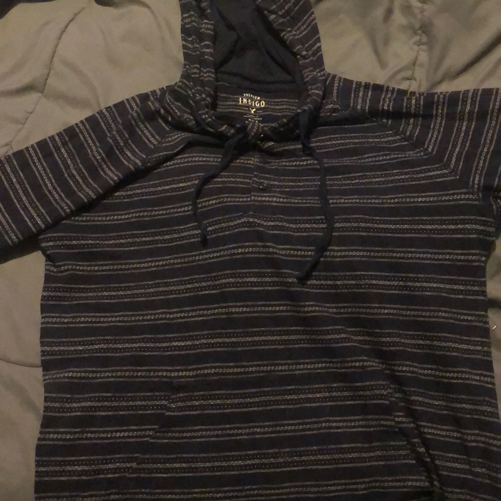 American Eagle Sweatshirt, goes good with Levi’s